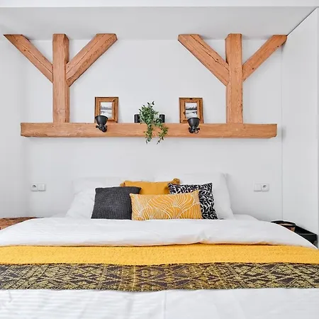 Granitica Nellin - Centrum * 자코파네