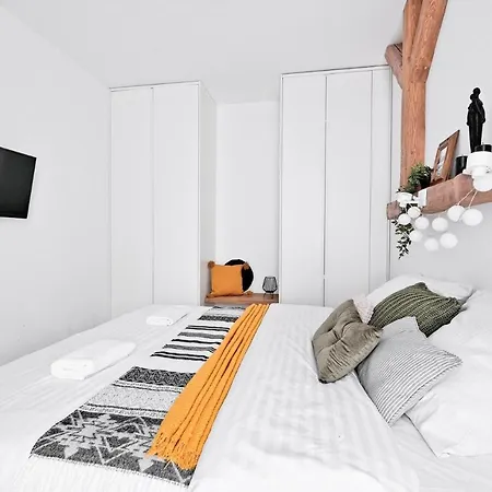 Granitica Nellin - Centrum 자코파네